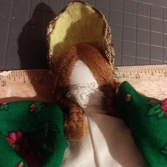 Handmade International Doll Mixed Media 1998 - Picture 4 of 6